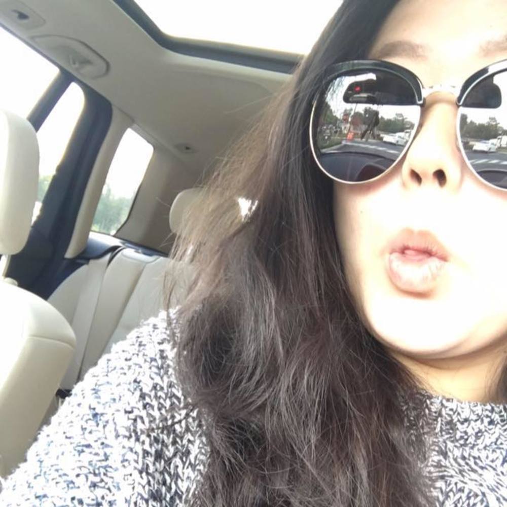 Meet your Posher, Nicole